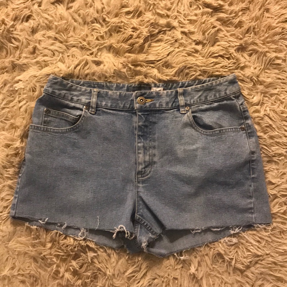 Liz Claiborne Denim Short Shorts